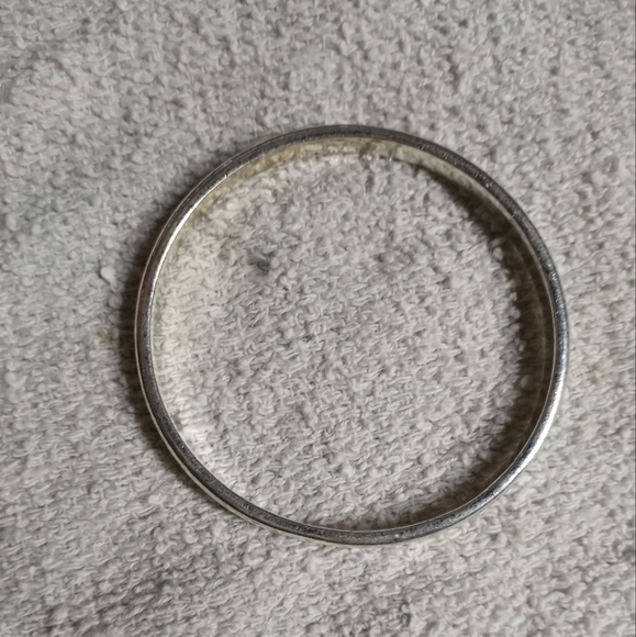 Silvertone plain Bangle bracelet - Picture 2 of 4